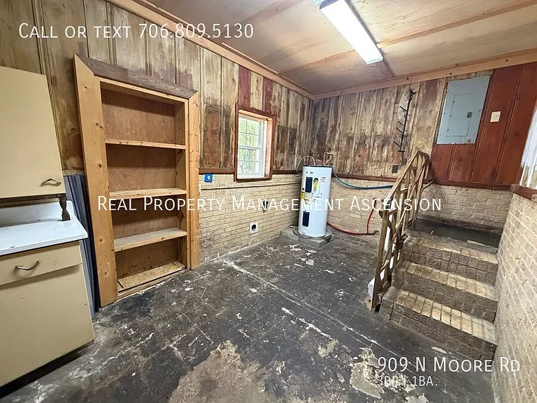 909 N Moore Rd — Photo 26