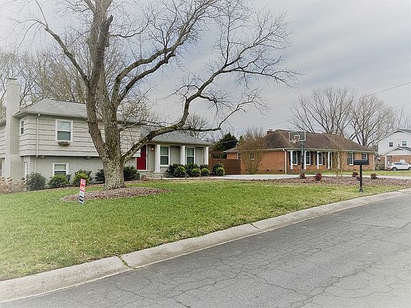 2nd image of 6901 Old Forge Dr