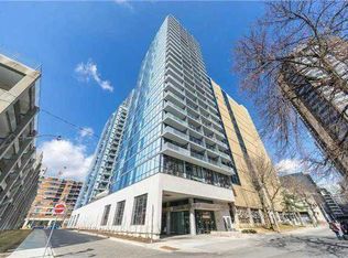 210 Simcoe St #1704, Toronto, ON