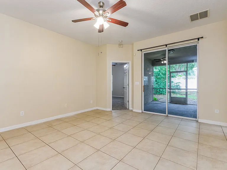 5516 Cape Hatteras Dr — Photo 3