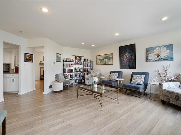 5th image of 419 Forest Highlands Dr