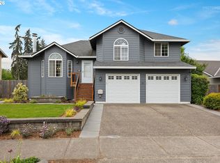 282 NE Lenox St, Hillsboro, OR 97124