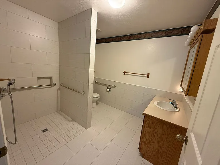 1687 Simpson Ln — Photo 13