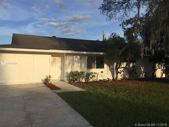 5th image of 824 Blackwood Dr