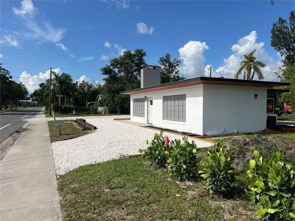 4122 N Lockwood Ridge Rd, Sarasota, FL 34234