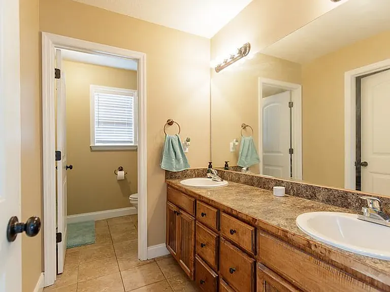5084 Branch Point Dr — Photo 11