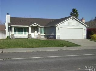 1640 W H St, Dixon, CA 95620