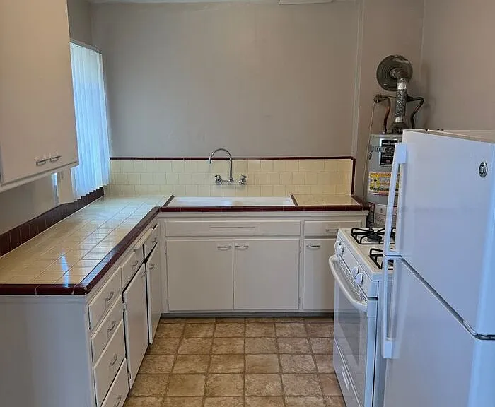 15310 Central Ave — Photo 2