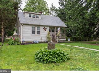 325 E Maple Ave, Laurel Springs, NJ 08021