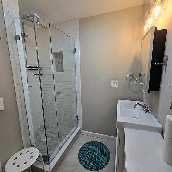 6001 Cedar St NE — Photo 34