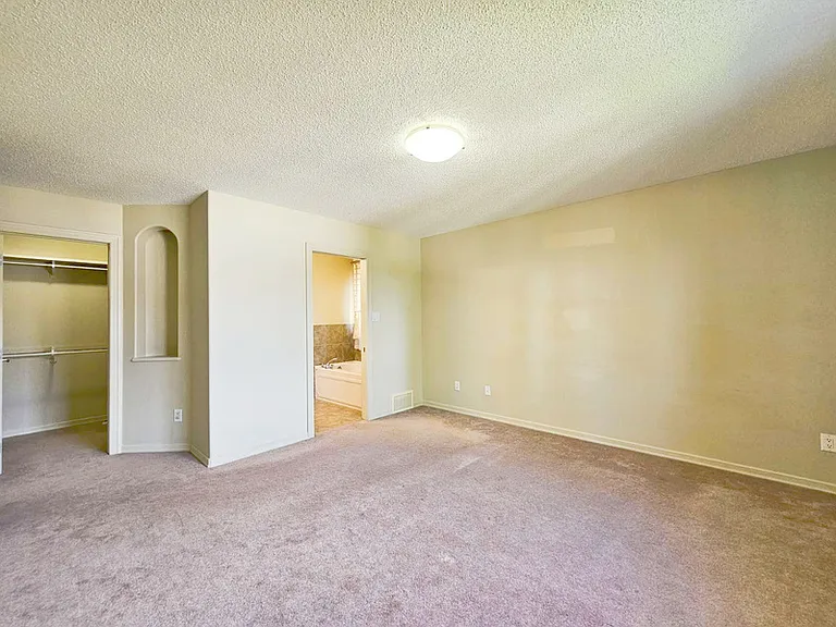 5068 Thibault Way NW — Photo 14