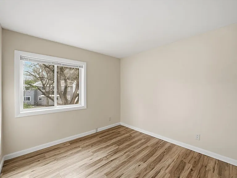 G3 Grandview Dr #G3 — Photo 11