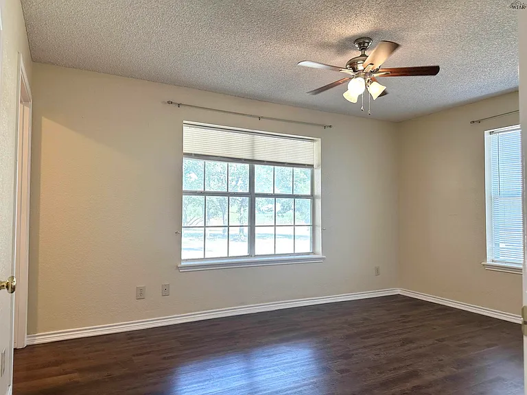1373 Kincall Rd — Photo 14