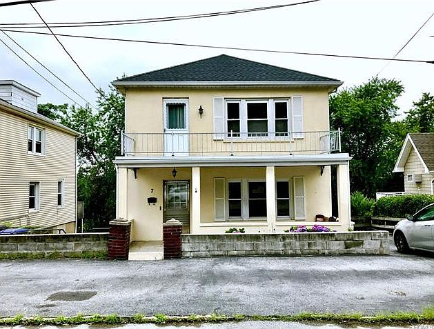 1st image of 7 Fairview Ave