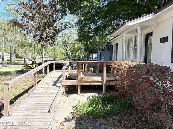 2nd image of 4840 COLONIAL Avenue