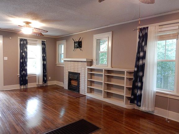 Living and dining area