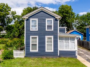 166 Ann St, Elgin, IL 60120