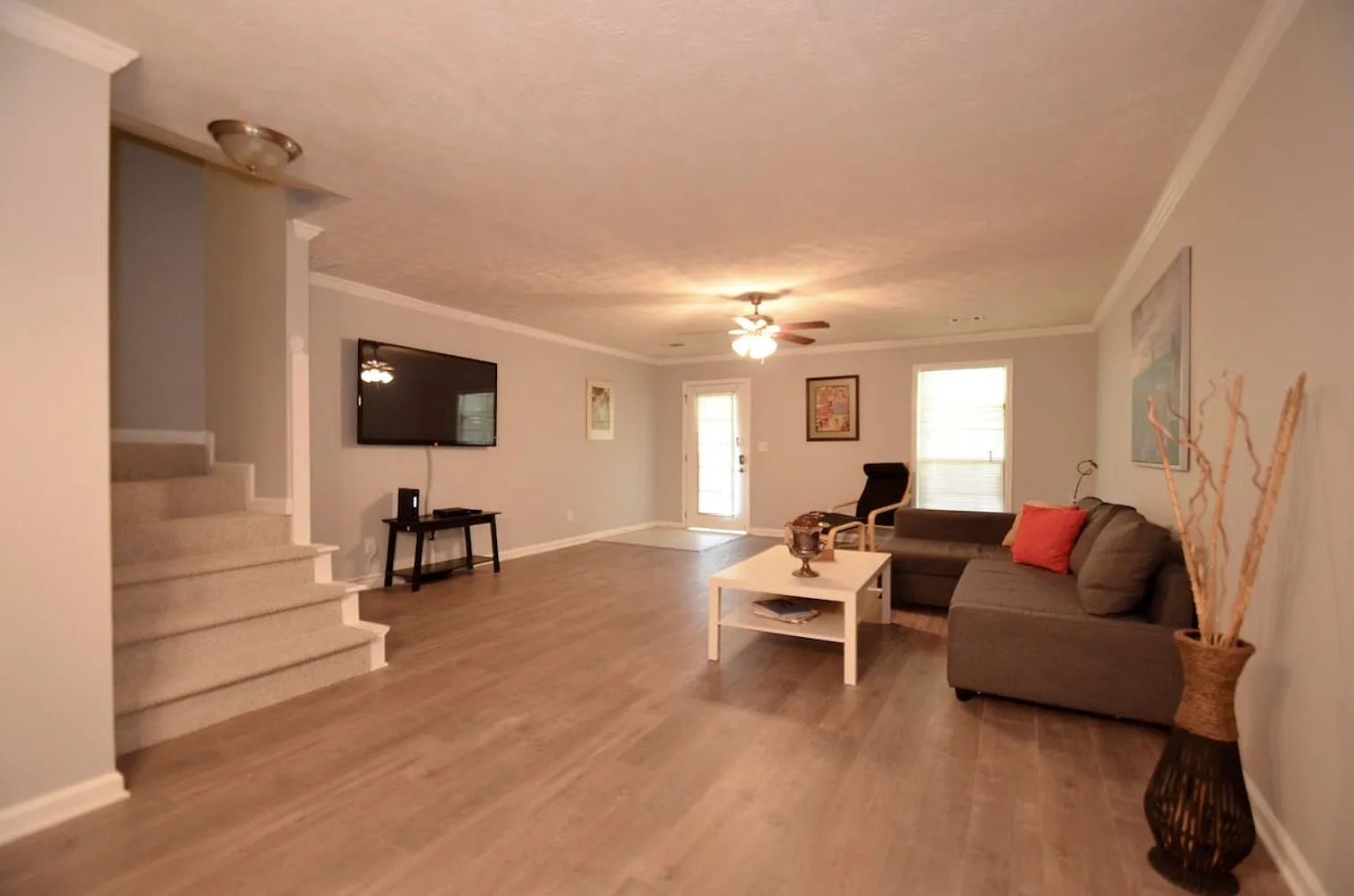 2 bed, 2.0 bath, 1732 sqft, $3,238 — Photo 1