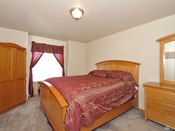 4th image of 18218 12th Avenue Ct E