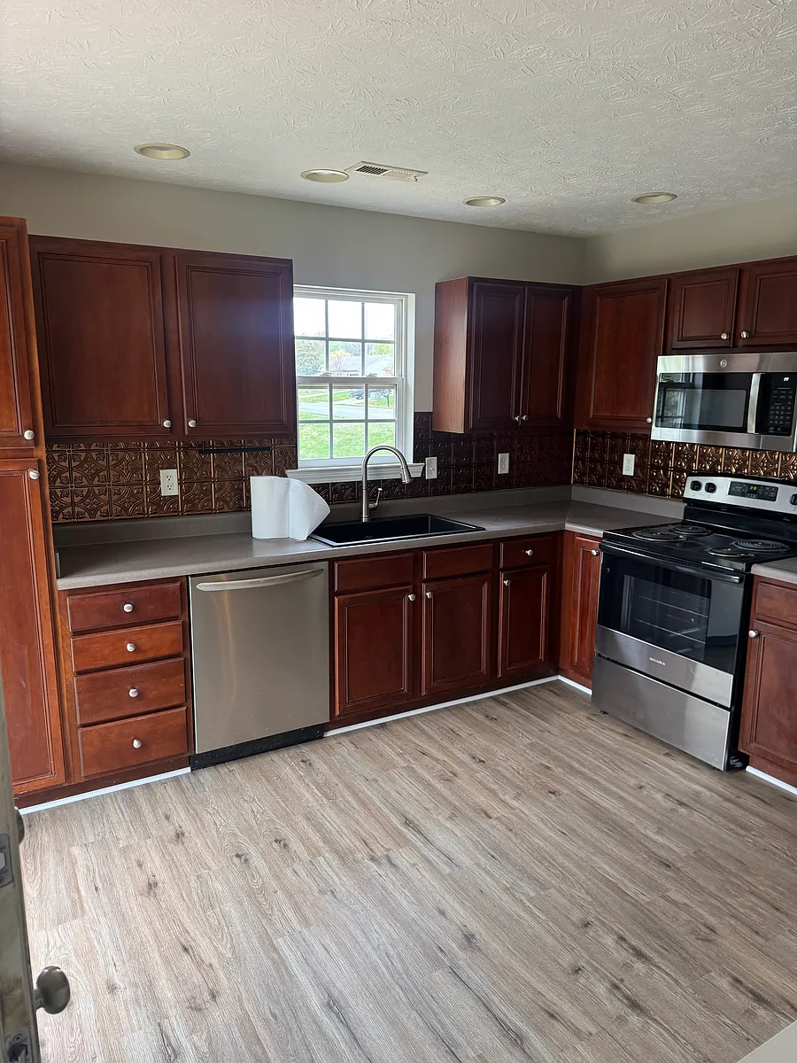 Building Photo - 2660 Landing Ter
