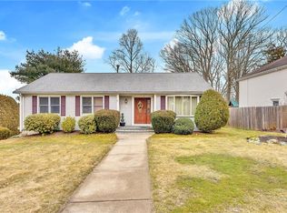 10 David Dr, Cranston, RI 02920