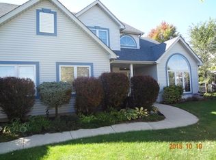 5645 Garden Grove Dr, Racine, WI 53406