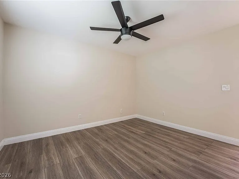 2647 Good Fellows St — Photo 30