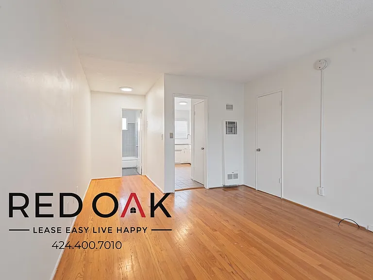 825 Westbourne Drive — Photo 4