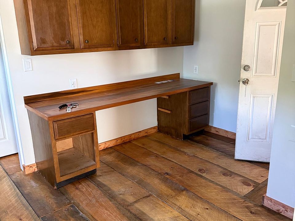 1st image of 144 Main St #2