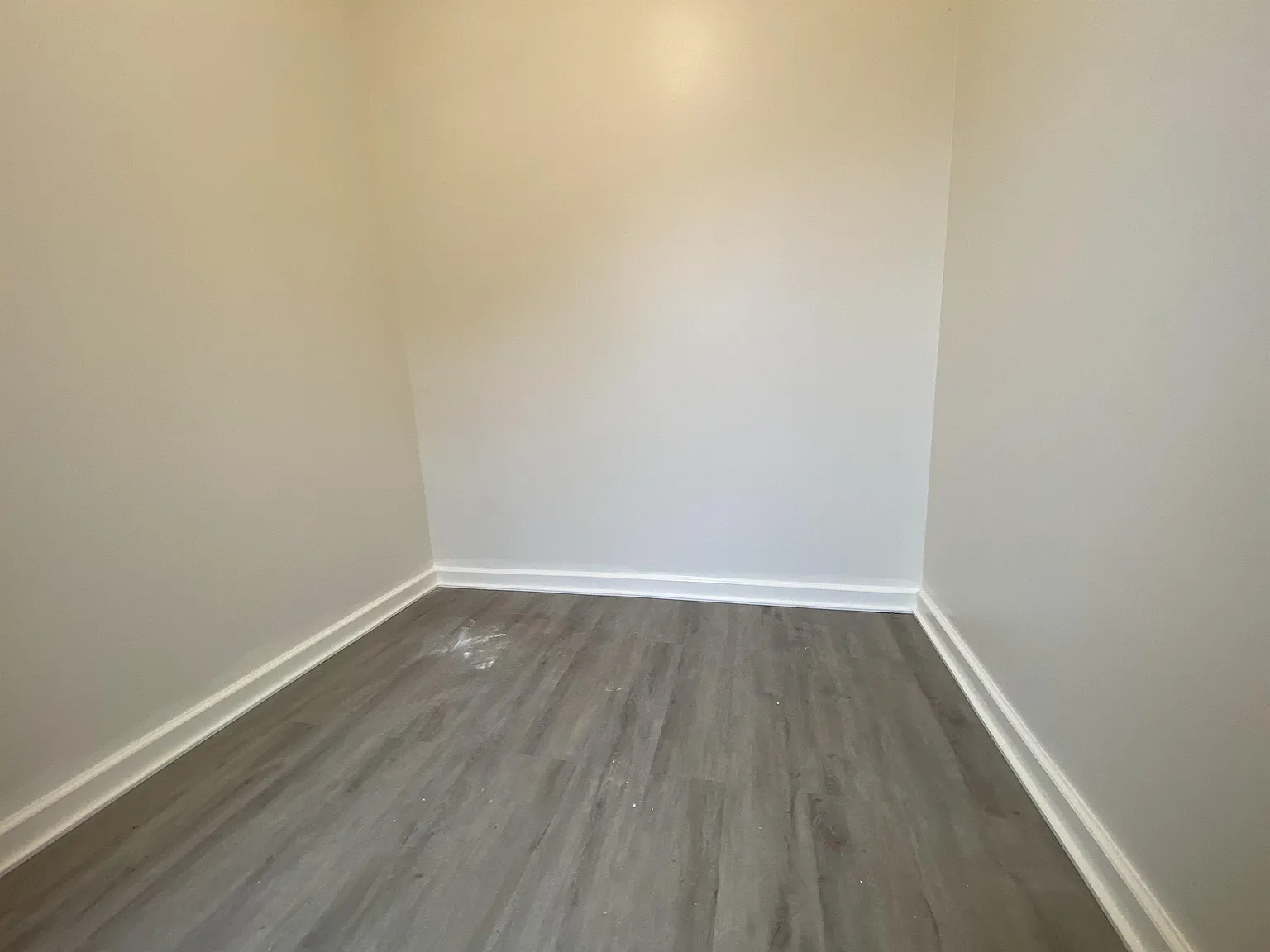 4450 South Wood Street - 2 R — Photo 1