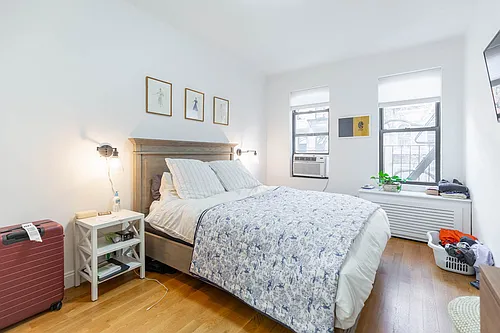 26 Grove St Photo 1
