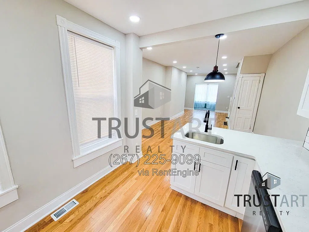 3 bed, 1.5 bath, $1,625 — Photo 4