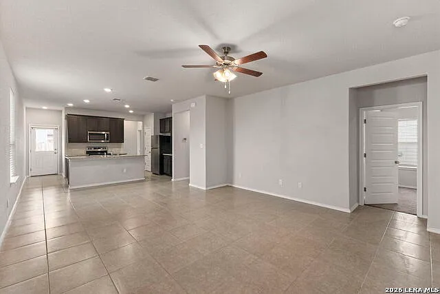 10019 Rancho Real Rd — Photo 5