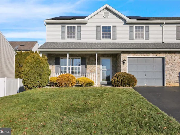 1012 Georgetown Dr, Reading, PA 19605