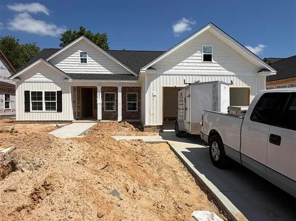 3017 Fincher Dr, Florence, SC 29501