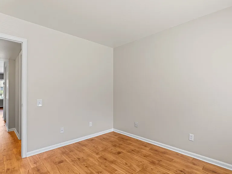 2101 Franklin — Photo 10