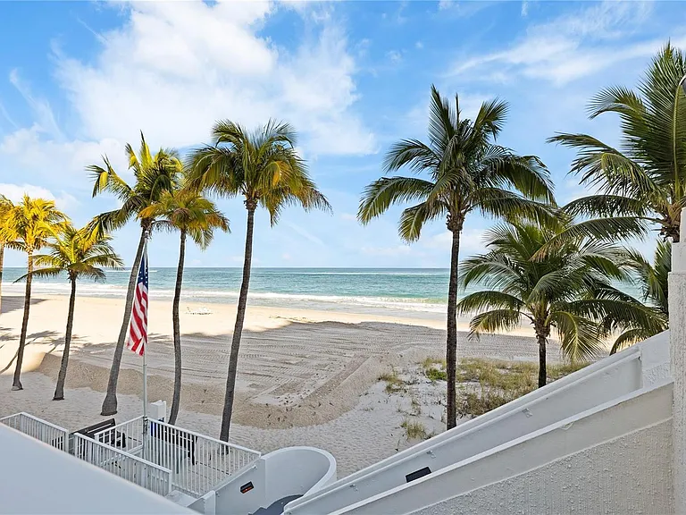 1360 S Ocean Blvd #403 — Photo 2