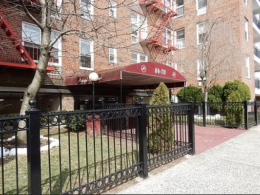 Rented by Crossings Realty | media 25