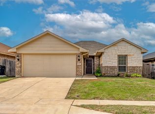 9140 Saint Kitts Rd, Fort Worth, TX 76123