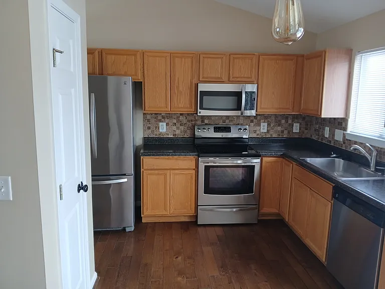 2958 Emma Ln — Photo 7