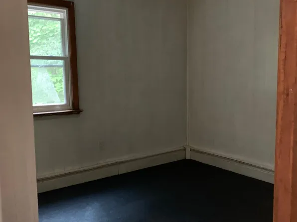 (undisclosed Address), Highland, NY 12528