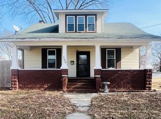 140 S Main St, Breese, IL 62230