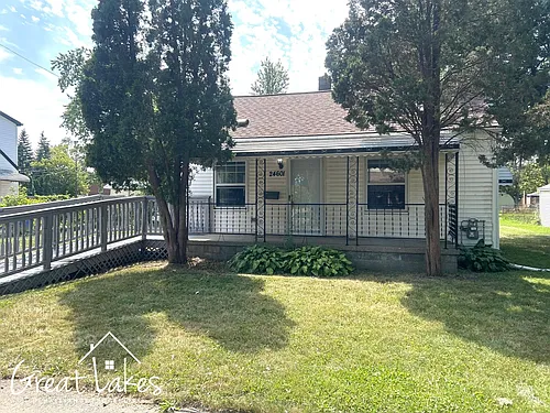 24601 Tallman Ave Photo 1