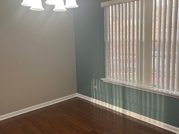 Formal dining room