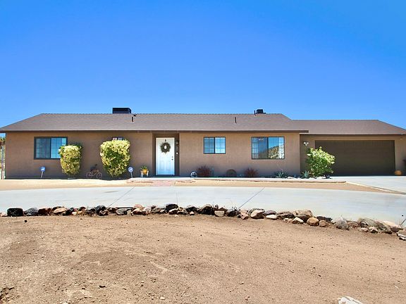 2nd image of 58015 Carlyle Dr