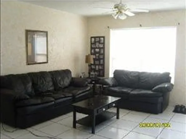 62 E Country Cove Way, Kissimmee, FL 34743