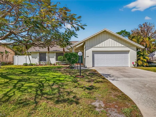 693 Astarias Cir, Fort Myers, FL 33919