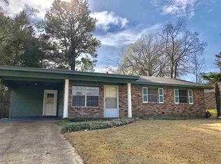 2455 Upper Dr, Pearl, MS 39208