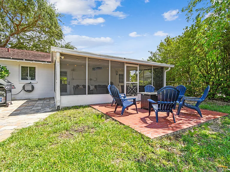 8611 Driftwood Dr — Photo 61