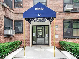 Sold by Pantiga Group